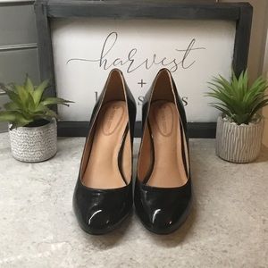 High heel, rounded toe